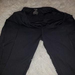 Athletic leggings
